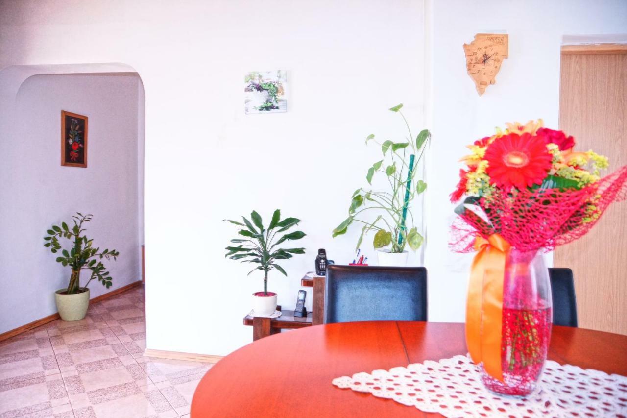 Holiday Home Bura โรวีน ภายนอก รูปภาพ